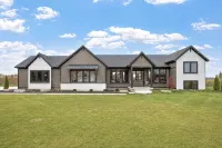 7bd 8bath Hot tub, Pool, Game Room, Sauna, Professional Pickleball Court - 4 stjerner