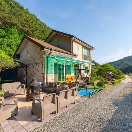 Chuncheon Byeol Kkot Soop