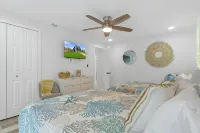 Private Coastal Home w. Gaming Loft, Pool Table, Hot Tub, Arcades - Pet Friendly - 3-Sterne