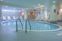 Crowne Plaza TORONTO AIRPORT by IHG - Pools