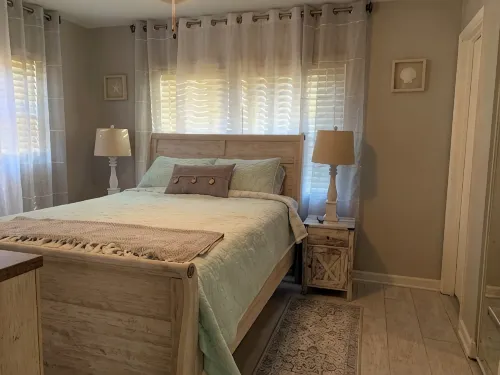 Coastal Retreat Near BEACH