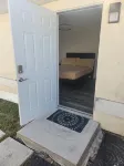 Beautiful & Cozy Guest Suite - 3-Star