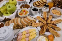 Dellas Boutique Hotel - breakfast