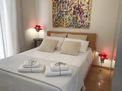 LOFT 360 ° Nice. Hotels in Gambetta