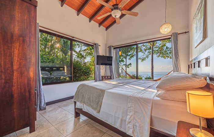 Incredible Ocean Views, Private Pool, Fully Equipped Villa in a Gated Community
