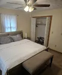 Charming 2-bedroom condo with WiFi, AC in delightful Canton