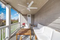 The Art House: 5-Acre, Private Getaway with Fireplace - 4-Star