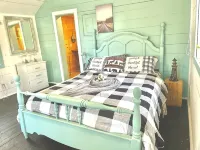 Muskoka Lake Cottages - Beach