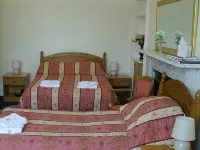 Menzies Guest House Hotels near Bruntsfield
