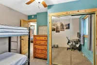Park Ave on the Hill w/ new Hot Tub - 3-Star