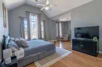 King & Queens Villa at Parkside - Homestays