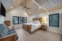 NEW/Sleeps 26! Heated Pool/HotTub/Games/5 min Pkwy - Private Pools