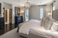 ROSEMARY BEACH Home - SOUTH OF 30A - multiple masters, heated pool - 5 tähden