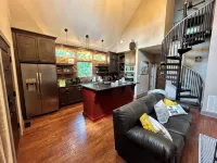 The Retreat at Eagles Landing. Cozy cabin in a beautiful and gated neighborhood, - 4 étoiles