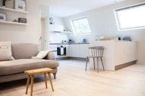 Stylish Wood Street Apartment - City Centre - Apartments