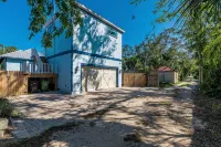 Adorable Guest House walking distance to Historic St. Augustine! - บังกะโล
