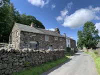 Traditional Lake District cottage in peaceful location - Country Houses
