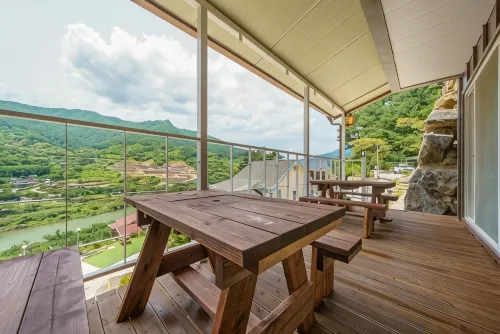 Gurye Deokyeongru Pension - 2星級