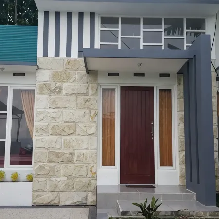 Ken's Villa 8
