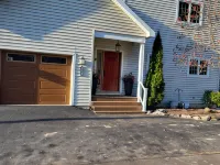 Relaxing, FUN, Comfortable Home on 50 ft. Flat Waterfront. 25 steps to the lake! Hotele w: Otisco