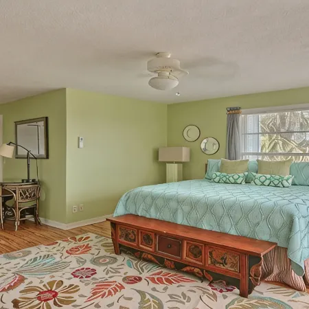 SOUTH BEACH's Closest Home • AQUA COTTAGE • Comfy Cozy Fun Seaside Vero Beach
