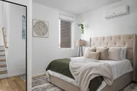 Vibrant townhome near downtown, breweries & campus - Bungalows