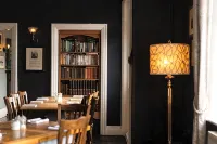 The Plough Itchen Abbas - parking