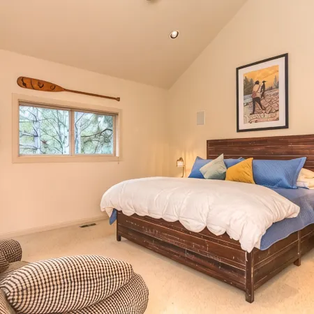 Sunriver Adventure Lodge - 4Br/3.5BA, 2 Primary Suites, A/C, Bikes, & Sharc