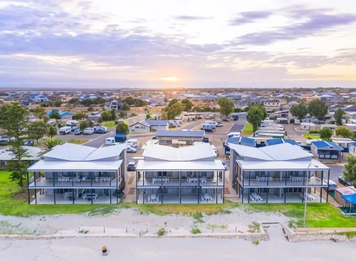 Wallaroo Holiday Park - balcón