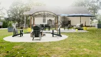 Madison, Huntsville Alabama 4 Bedroom Vacation Rental on a 1 Acre Lot - 3-Star