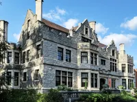 Mansions on Fifth Отели рядом с достопримечательностью «Фрик-парк»