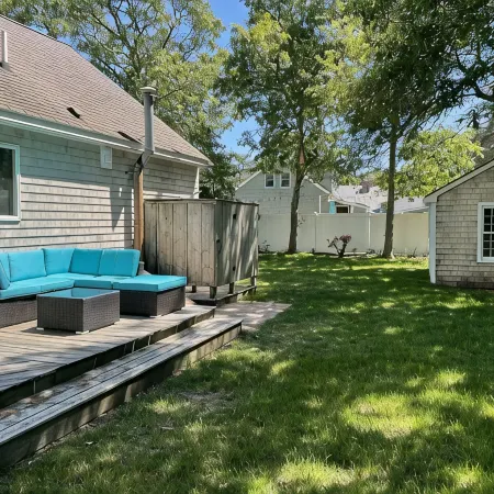 Newly updated 3bdrm Dennis Port home 1.5 blocks to the beach!