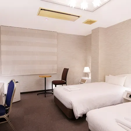 Leo Plaza Hotel