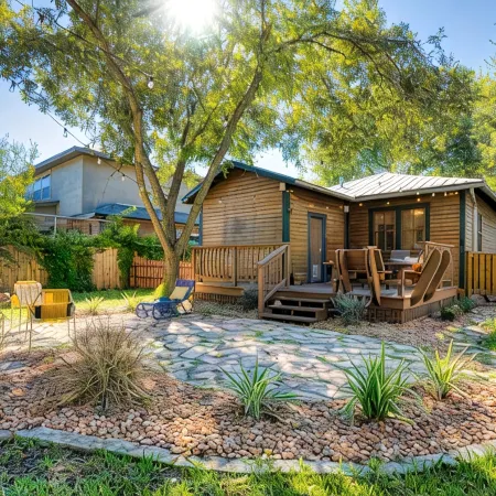 Buffalo Haus - Downtown charm 2-bedroom bungalow