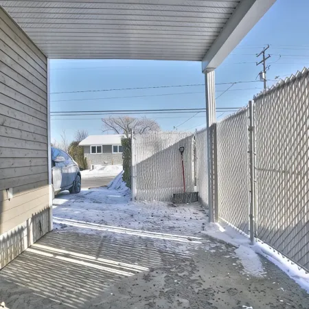 Dynamite 2-Bedroom House, Garage, Sleeps 6