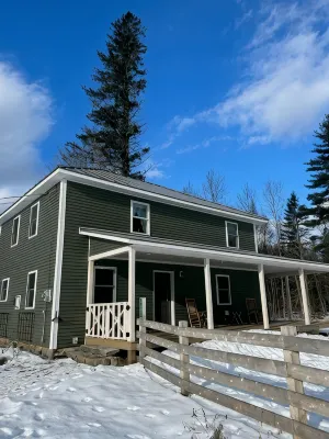 The Greenstone House in Vermont’s Northeast Kingdom! - con encanto