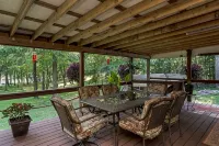 Very peaceful Home with Lake Barkley in your back yard! Private Dock Sleeps 8 - 3-Star