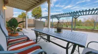 Golf course house with 2 master bedrooms - Wifi