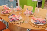 Costal Escape: Heated Pool~Tiki Bar~Hot Tub~Fire Pit~Acarde~Pool Table - 4 ดาว