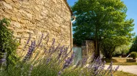 Uzès superb, comfortable gîte with swimming pool 700m from town center: - 2성급
