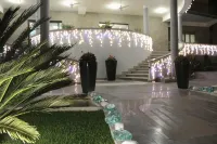 拉奎拉酒店 - 3星級