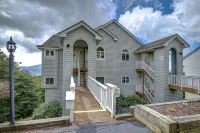 Beech Mtn- Amazing View+1 Mile to Ski Beech - Walking distance to Overlook Barn - 4-Star