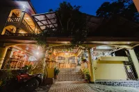 Hotel Tres Banderas - Mountain view