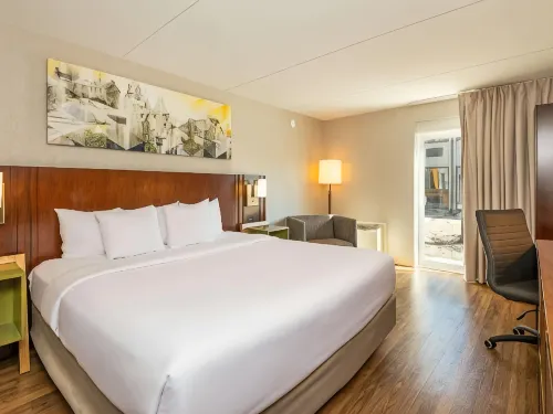 Comfort Inn West - breakfast