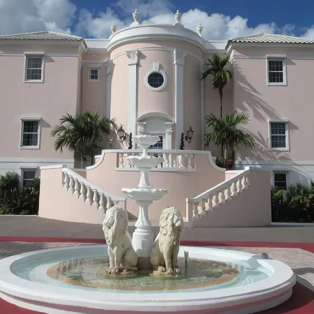 Ocean West Boutique Hotel
