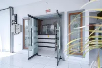 Urbanview Hotel Syariah Ratu Kuring Gisting by RedDoorz Hotel di Gisting