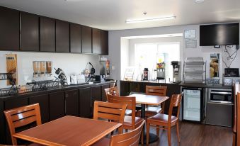 Microtel Inn & Suites by Wyndham Atlanta Airport