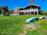 Salt River Lodge فنادق في Simola Golf and Country Estate