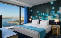 Hotel Saint Petersburg Hotel dekat St. Ann's Church
