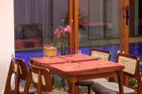 Moon Sun Boutique Villa Hotels in Huong Ho